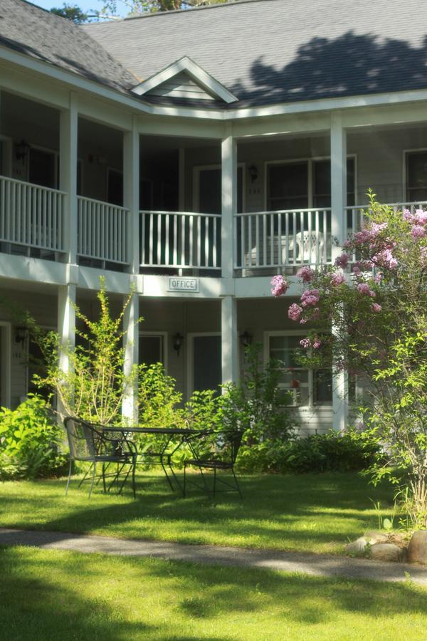 The M-22 Inn Glen Arbor Esterno foto