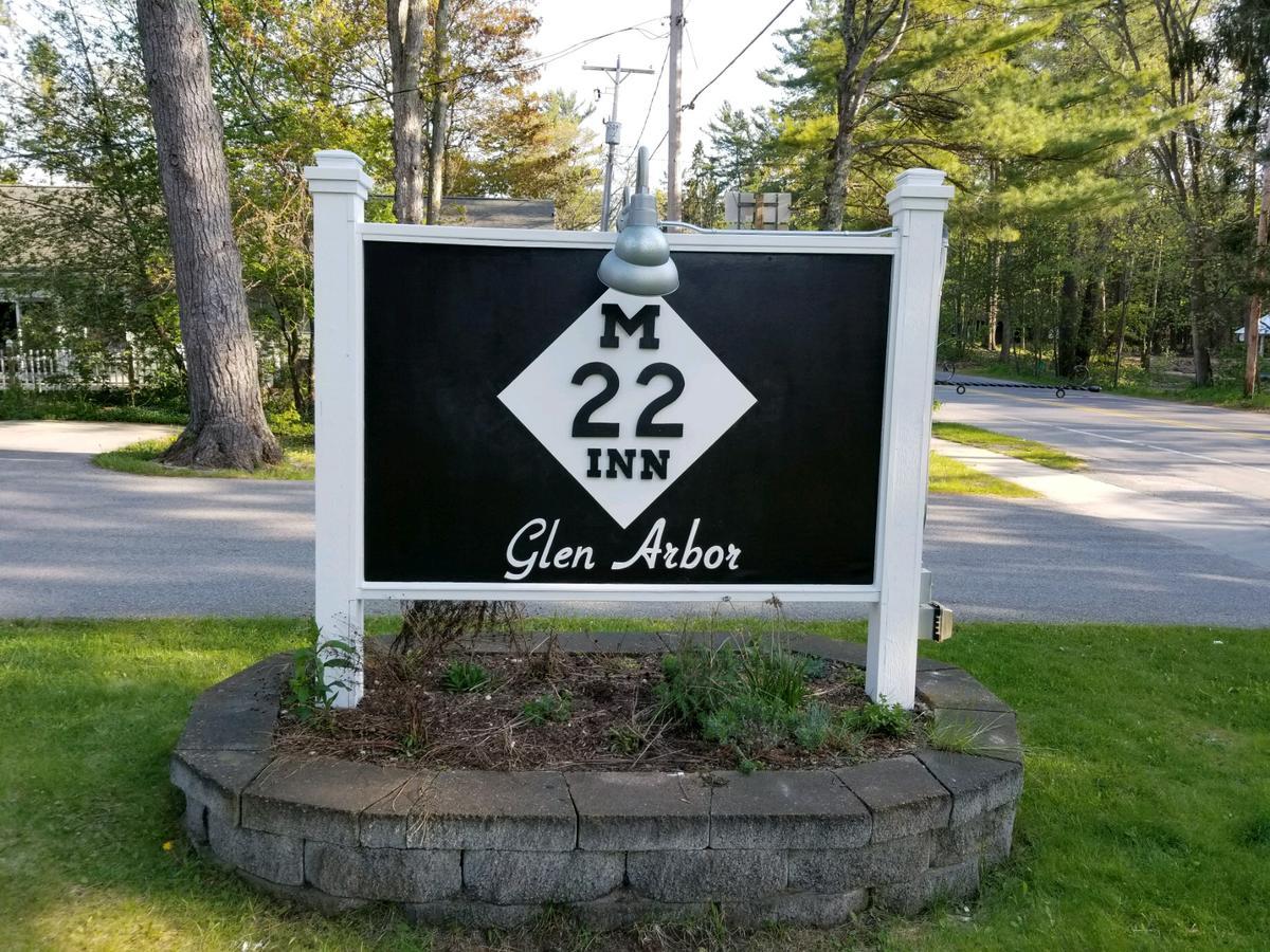 The M-22 Inn Glen Arbor Esterno foto